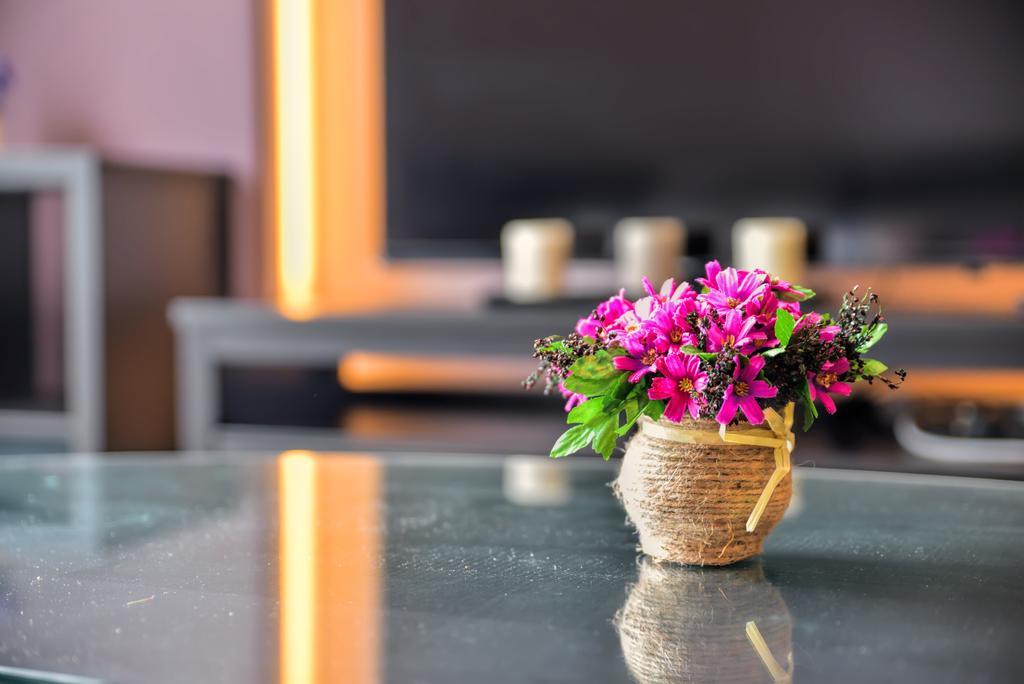 Vipod Suites Klcc By Luxury Suites Asia Kuala Lumpur Luaran gambar